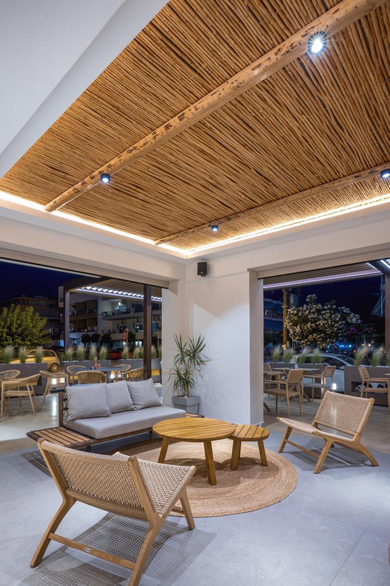 Pantheon Sea View Apart otel Neoi Poroi Dış mekan fotoğraf